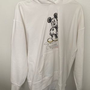 ur uniqlo Mickey hoodie